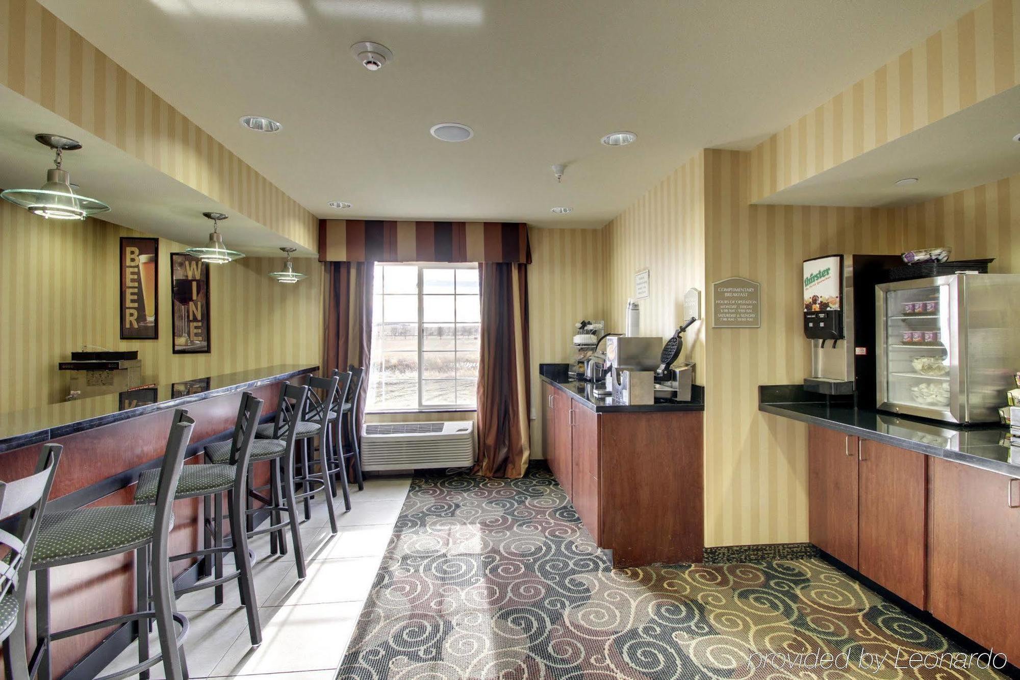 Cobblestone Hotel - Wayne מראה חיצוני תמונה