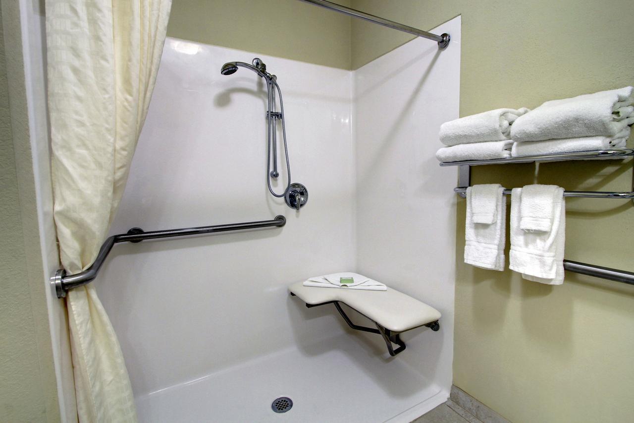 Cobblestone Hotel - Wayne מראה חיצוני תמונה